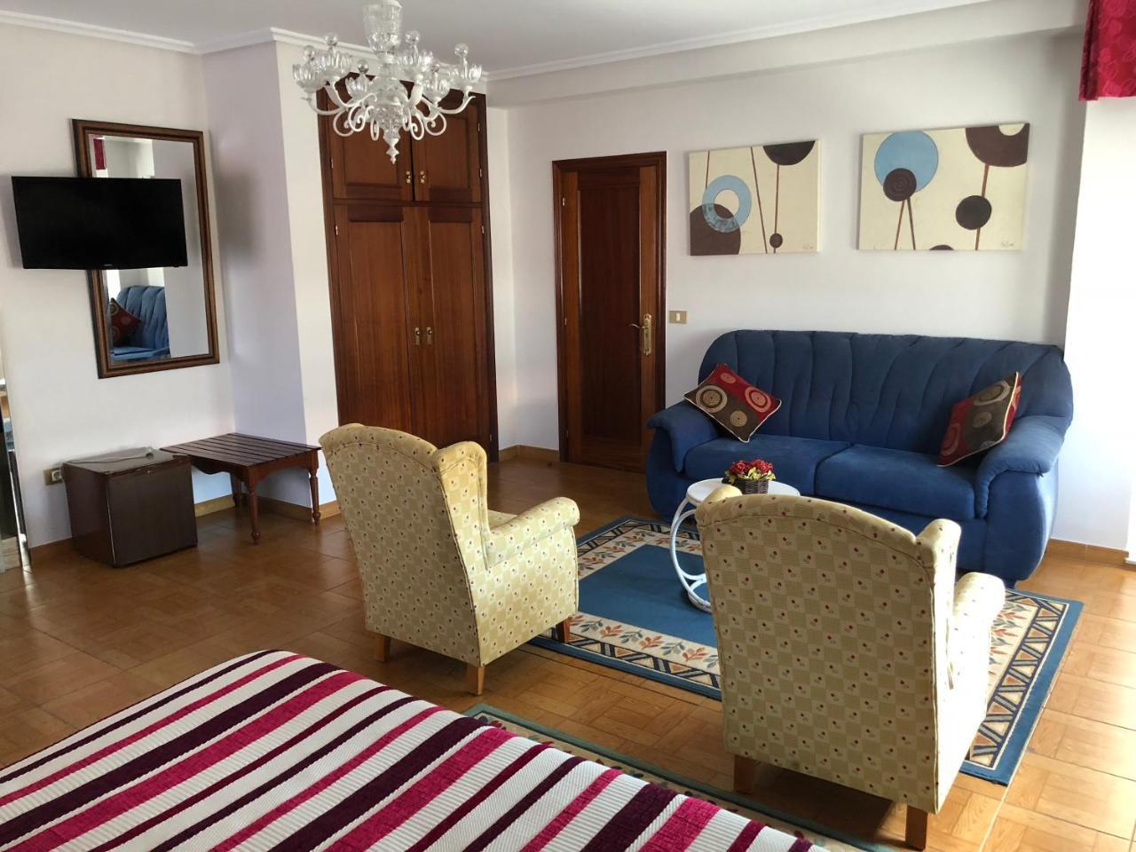 Hostal Juan Rosal Zewnętrze zdjęcie