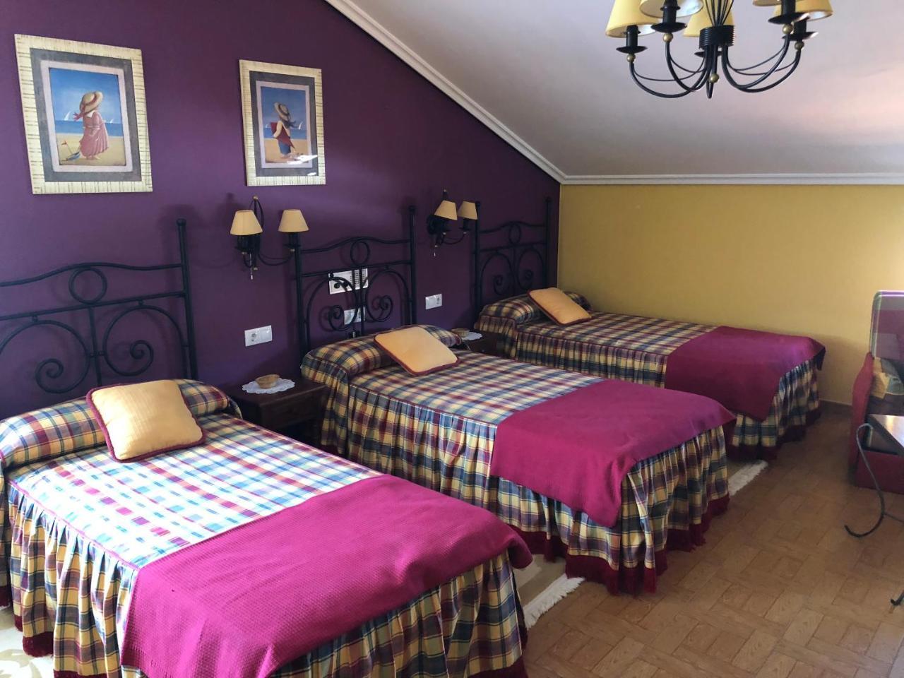 Hostal Juan Rosal Zewnętrze zdjęcie